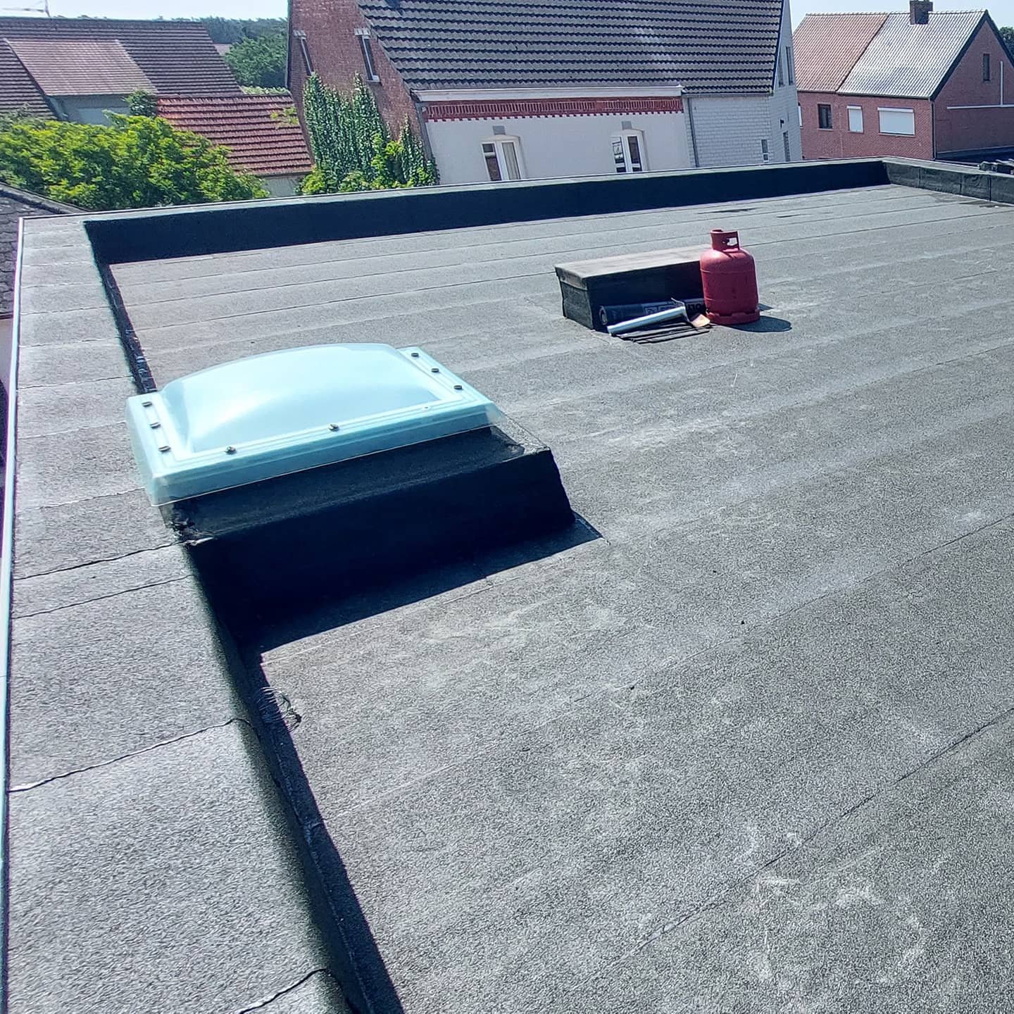 Roofing plat dak